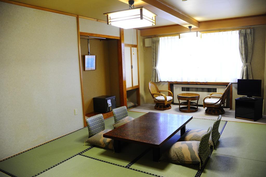 Hotel Azumashiya Kuroishi 외부 사진
